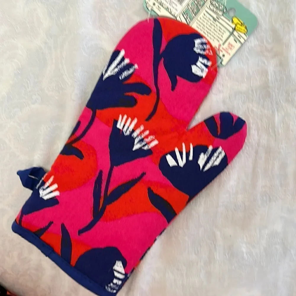 Blue Q Oven Mitt Cook Bake Dear Wine, Yes